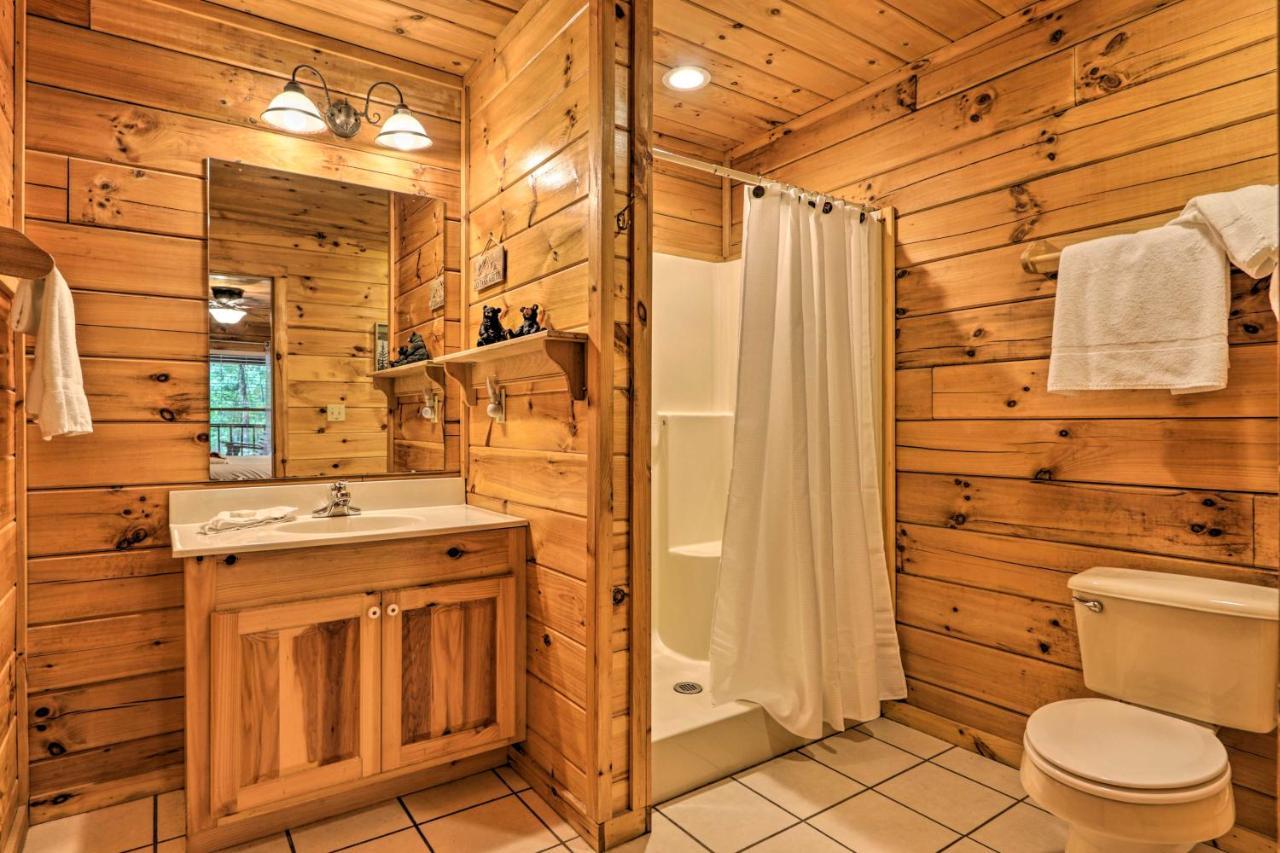 Hébergement de vacances With Deck And Fireplace Less Than 3 Mi To Dollywood! *
